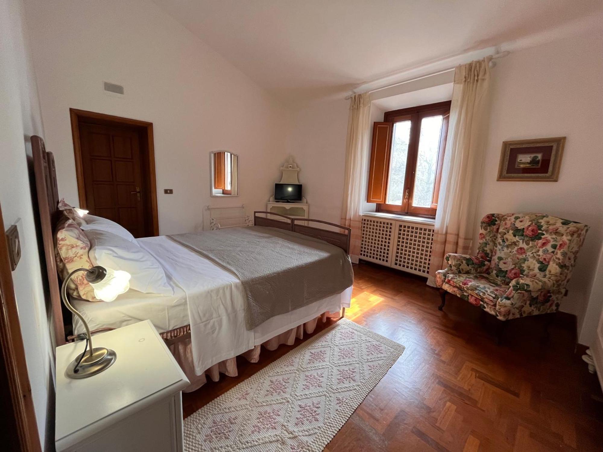 Bed and Breakfast Casa Del Pino Борго-а-Буджано Экстерьер фото